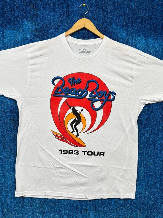 The Beach Boys Keepin The Summer Alive 1983 Tour Band Tee XL - Picture 1 of 5